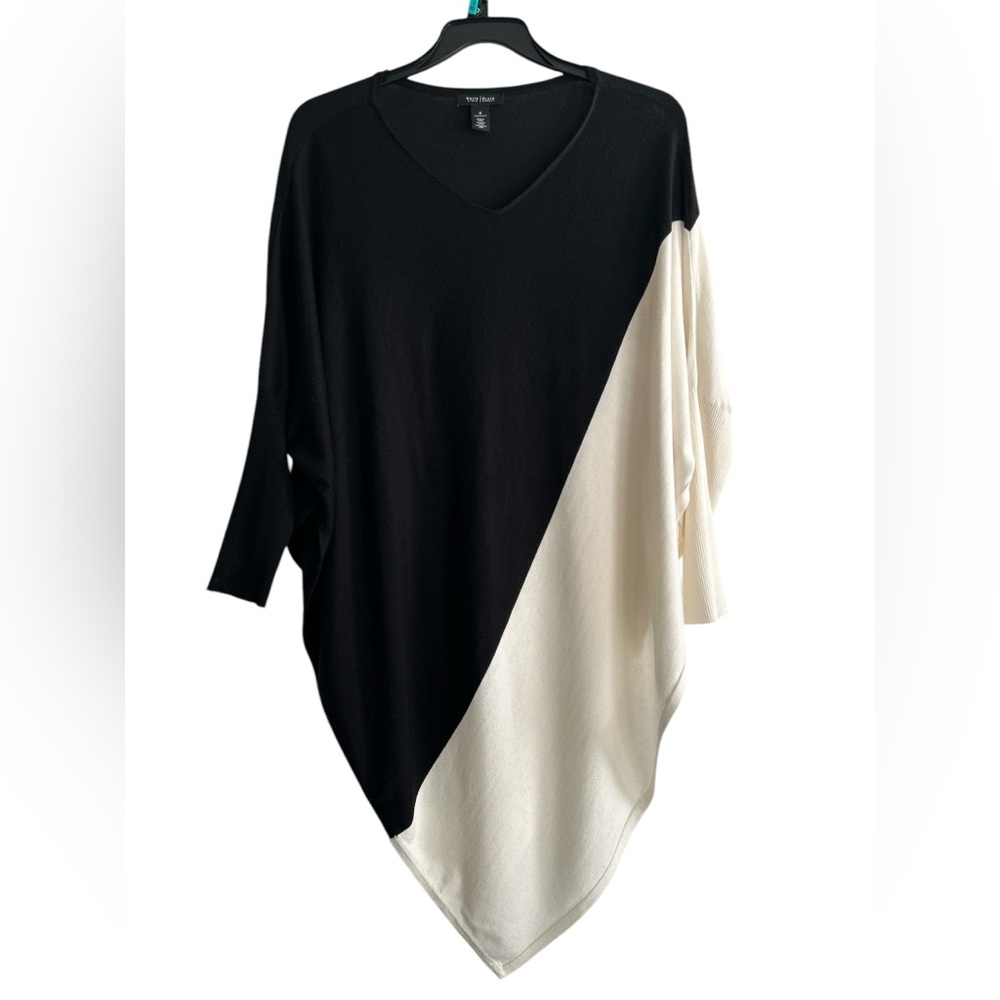 White House Black Market woman’s sweater cape/tunic with long sleeves